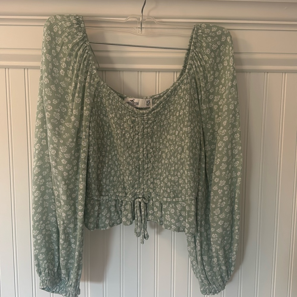 Hollister adjustable crop top